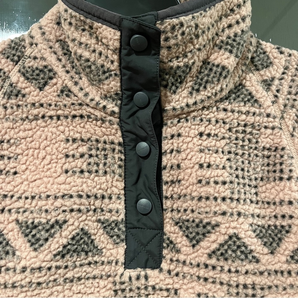 Carhartt Women's Pink and Black Zip Up Jacket - Picture 4 of 11